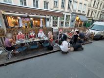 En terrasse à la Pharmacie